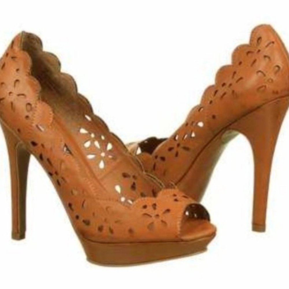 Brown XOXO Peep Toe Perforated pumps - Size 7